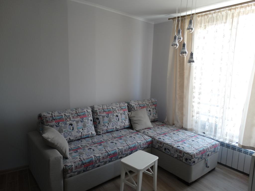 Apartment Retro Добрич Номер фото
